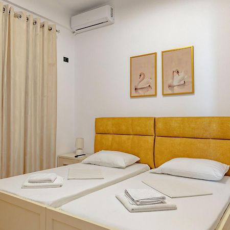 Sunny Apts Sarande Luaran gambar