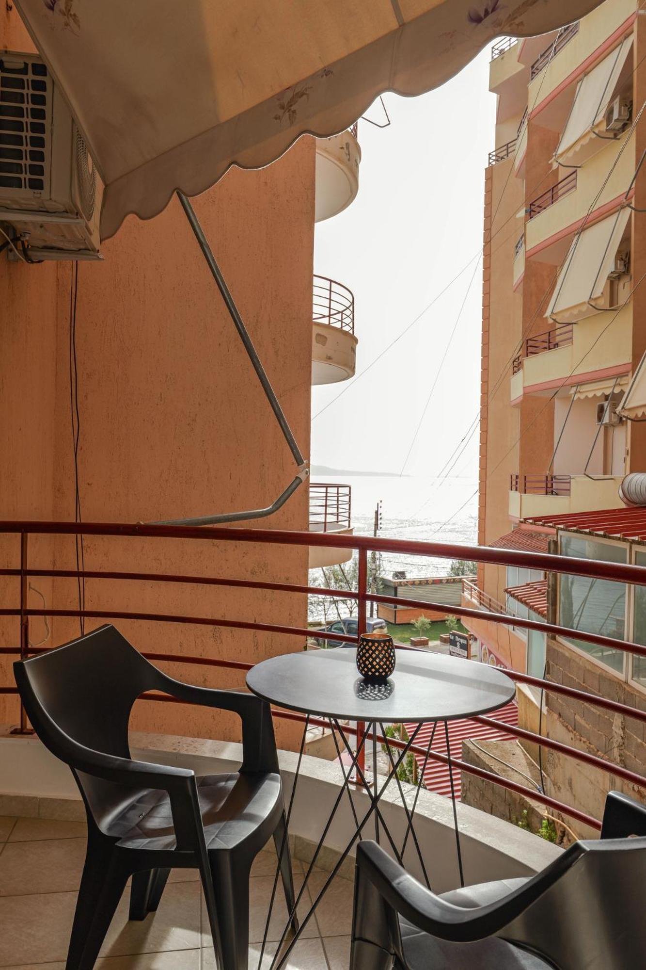 Sunny Apts Sarande Luaran gambar
